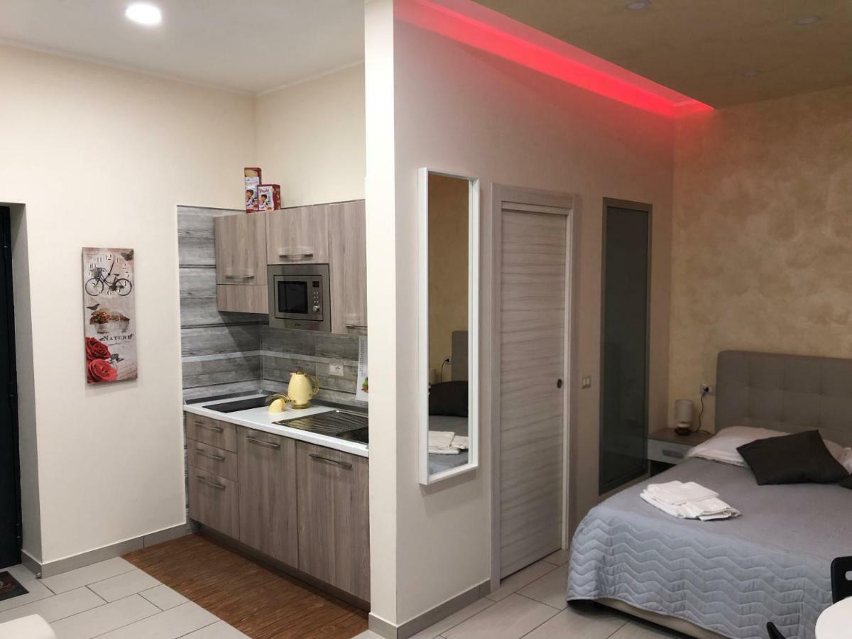 Room25Mq Picasso Cercola Zewnętrze zdjęcie