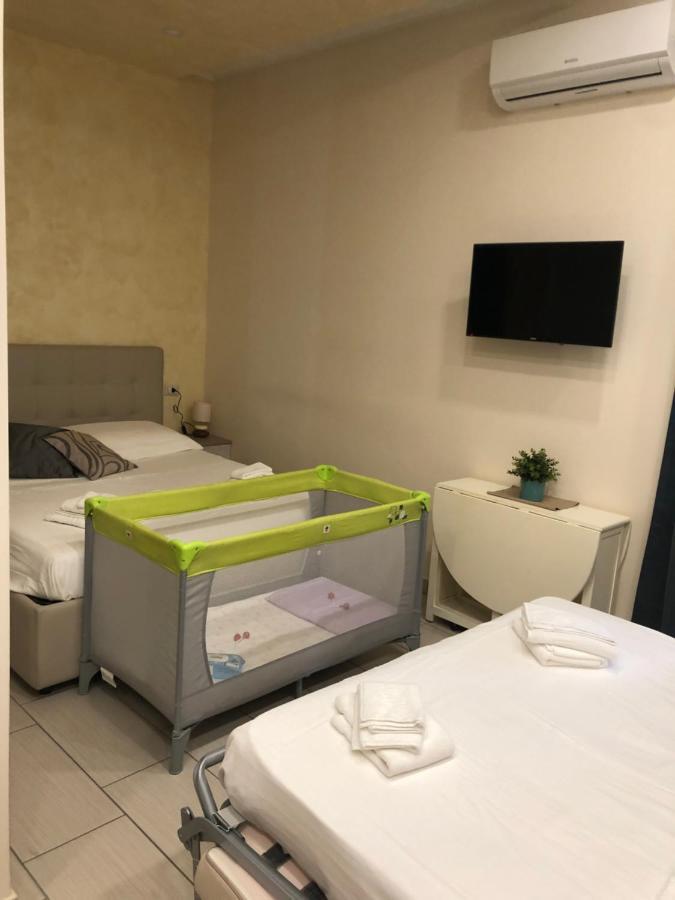 Room25Mq Picasso Cercola Zewnętrze zdjęcie